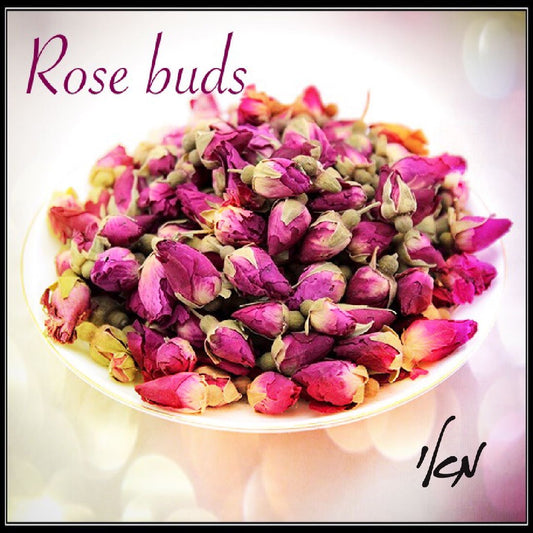 פרחי ורדים לזימון אהבה - Rose buds